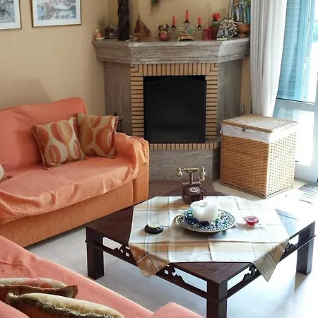 Zach's House * ネア・ローダ